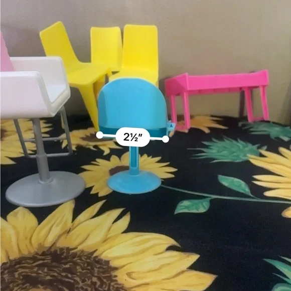 🎄 3/$15 Barbie Colorful Furniture Set with Yellow, Blue, and Pink - Picture 13 of 16